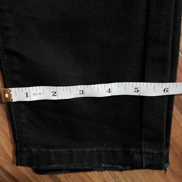 True Craft black skinny, mid rise jeans, size 11 Short, NWT. - Picture 9 of 15